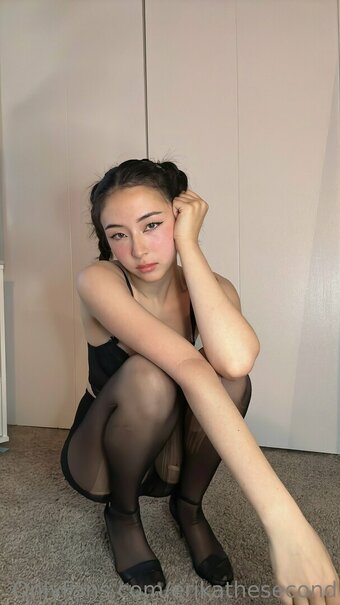 erikathesecond Nude Leaks OnlyFans Photo 3