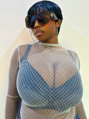 Erimegar Nude Leaks Photo 4