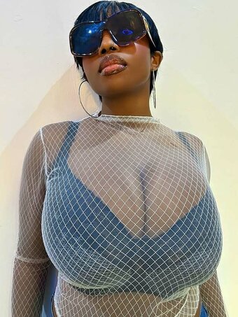 Erimegar Nude Leaks Photo 8