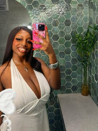 Erimegar Nude Leaks Photo 29