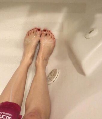 erinfps / erinfps420 / erinirl / https: Nude Leaks Photo 19