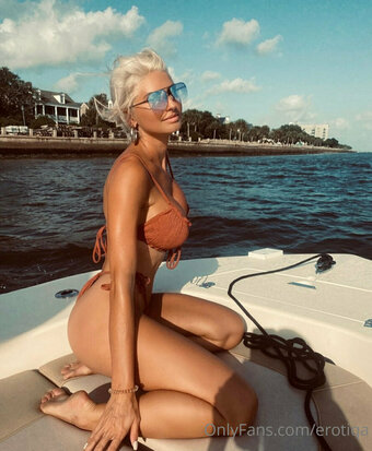 erotiqa Nude Leaks OnlyFans Photo 6