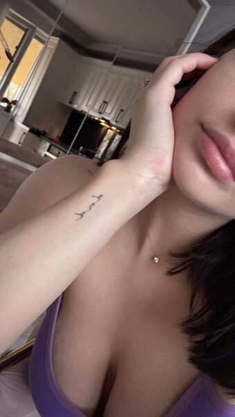 erstwhile / lilywispy Nude Leaks OnlyFans Photo 3