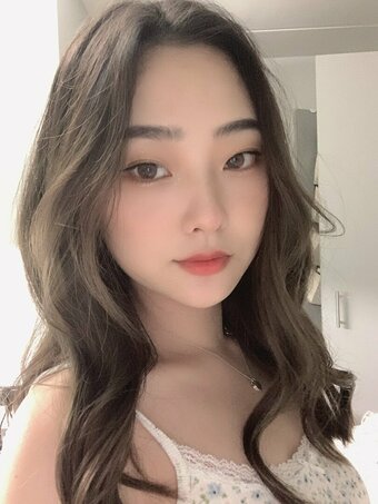 esblee / Esther Lee / esblee2 / goodie_isabelle Nude Leaks OnlyFans Photo 11