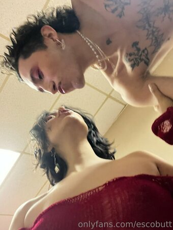 escobutt Nude Leaks Photo 15