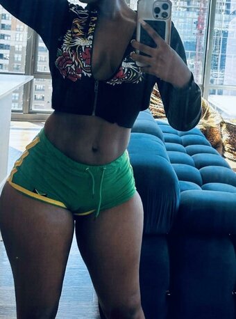 Esnzing Nude Leaks OnlyFans Photo 8