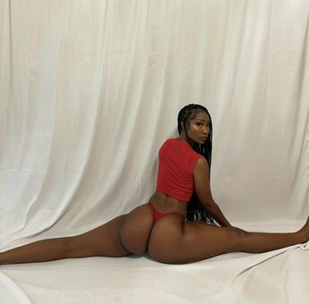 Esnzing Nude Leaks OnlyFans Photo 23