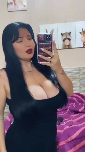 Estefi / estefi_rodrigueezz Nude Leaks Photo 4