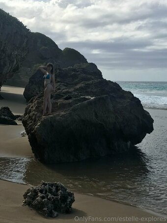 estelle-explores Nude Leaks Photo 4