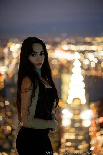 estelle-explores Nude Leaks Photo 5