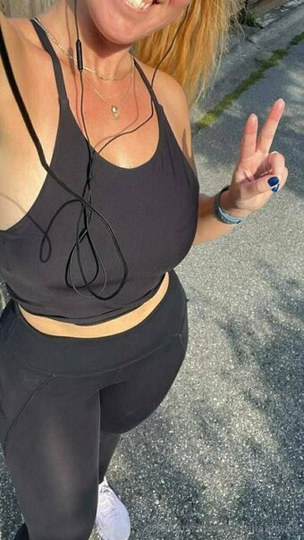 Estrella / estrellaaax3 / estrellaallison / https: Nude Leaks OnlyFans Photo 10