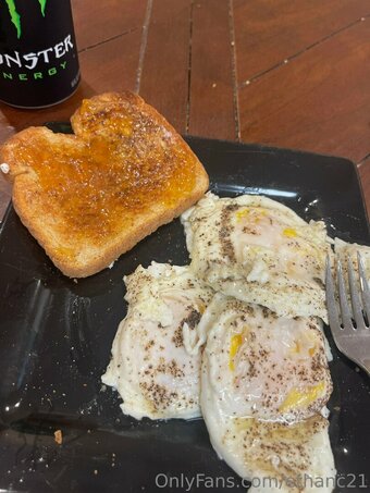 ethanc21 Nude Leaks Photo 6