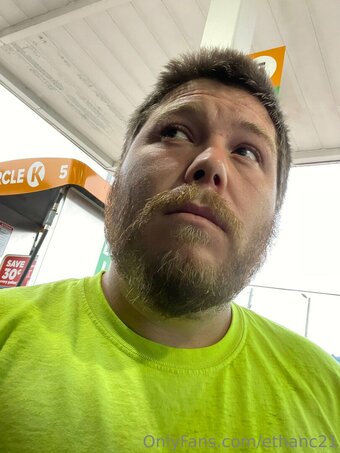 ethanc21 Nude Leaks Photo 19