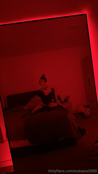 eutopia2000 Nude Leaks Photo 1