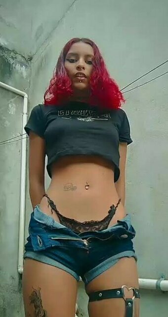 euubeeaa / bella_trix98_ Nude Leaks Photo 6
