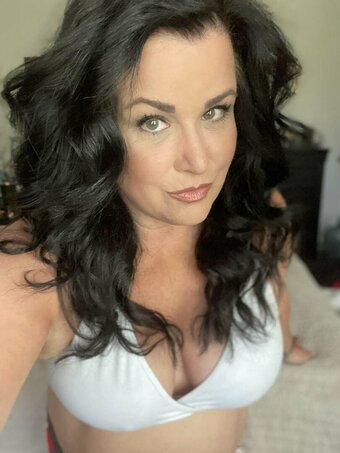 EV Parrish / evparrishofficial / evparrishvip Nude Leaks OnlyFans Photo 6