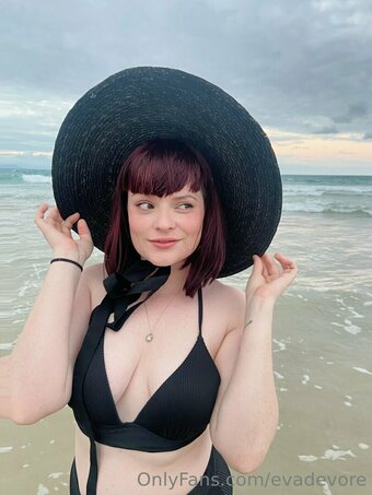 Eva Devore / eva_devore / evadevore Nude Leaks OnlyFans Photo 5