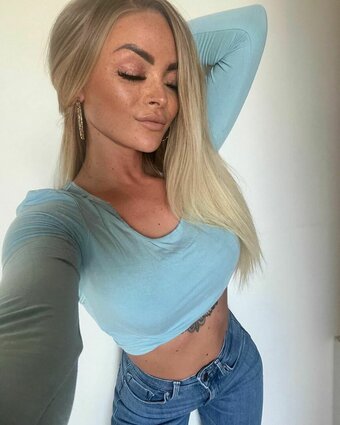 Eva.dlsk / inkedbabeeva Nude Leaks OnlyFans Photo 14
