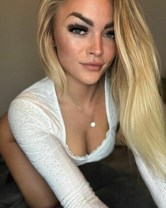 Eva.dlsk / inkedbabeeva Nude Leaks OnlyFans Photo 16