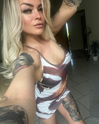 Eva.dlsk / inkedbabeeva Nude Leaks OnlyFans Photo 24