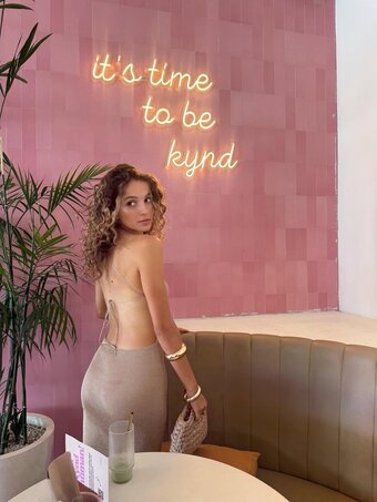 eva_dsc / Evatravel_ Nude Leaks Photo 3