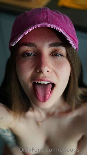 Eva_Oopsy_ / Oooops__ / eva_oopsy Nude Leaks OnlyFans Photo 21