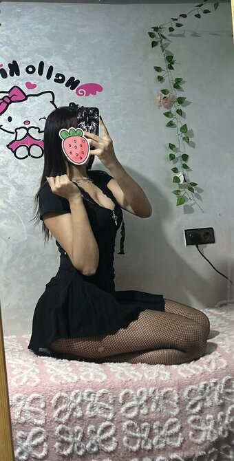 Evaa_1 / umeiimaa_a / umeima Nude Leaks OnlyFans Photo 11