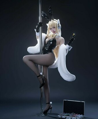 evaaaaaaarin / ev7arin / evarin Nude Leaks Photo 1