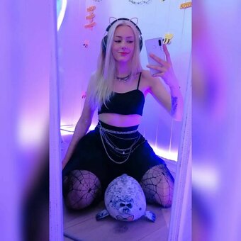 EvaBreem Nude Leaks Photo 2