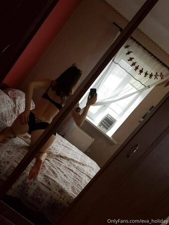 evaholiday Nude Leaks Photo 18