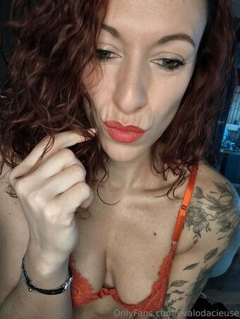 evalodacieuse Nude Leaks Photo 28