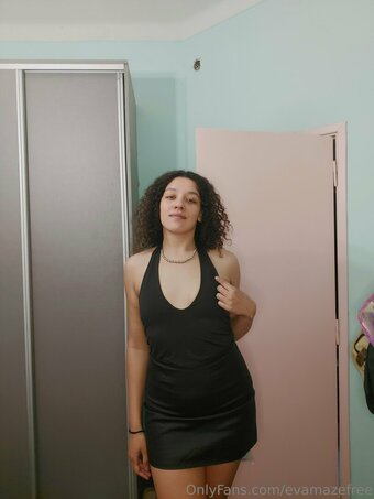 evamazefree Nude Leaks Photo 16