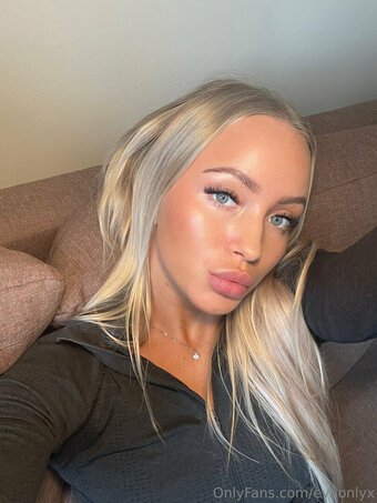 evaonlyx Nude Leaks Photo 26