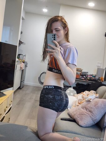 evarex Nude Leaks Photo 5