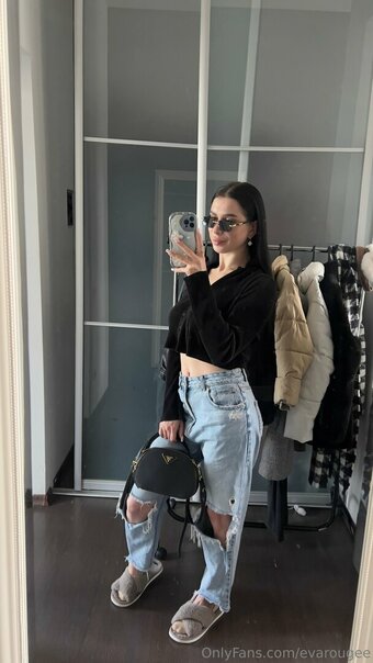 evarougee Nude Leaks Photo 5