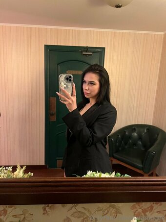 evarougee Nude Leaks Photo 6