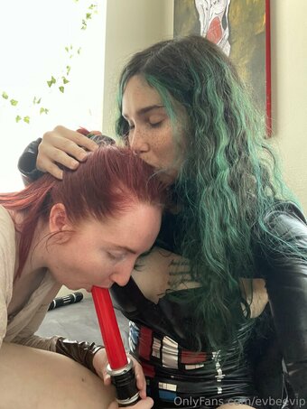 evbeevip Nude Leaks Photo 3