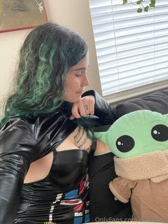 evbeevip Nude Leaks Photo 6