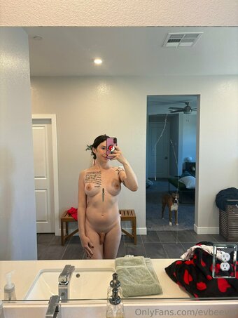 evbeevip Nude Leaks Photo 14