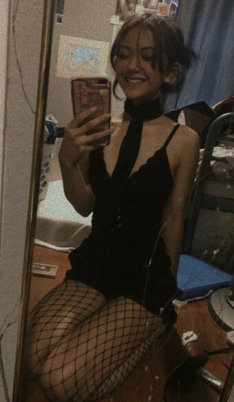 Eveable Nude Leaks OnlyFans Photo 5