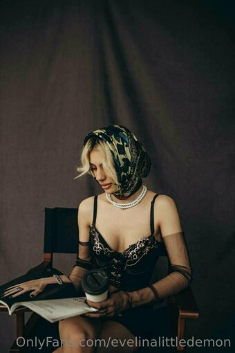 evelinalittledemon Nude Leaks Photo 2
