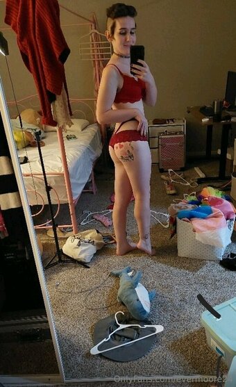 evermoore24 Nude Leaks Photo 5