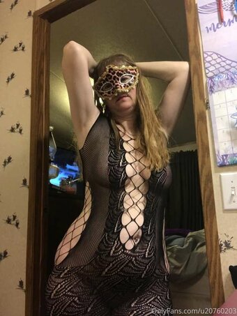 everyonelovespixie / pixxxie25 Nude Leaks OnlyFans Photo 5