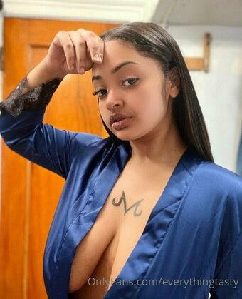 everythingtasty Nude Leaks Photo 9
