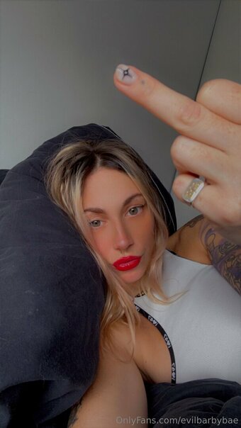 evilbarbybae Nude Leaks Photo 22