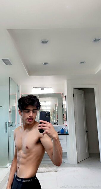 evillxe Nude Leaks Photo 2