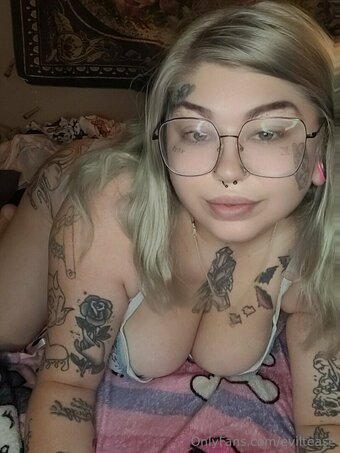 eviltease Nude Leaks Photo 16