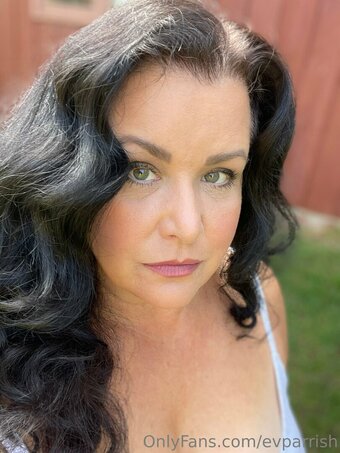 evparrish Nude Leaks Photo 15