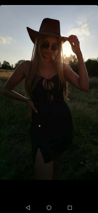 Ewenae / jhenaemarie Nude Leaks OnlyFans Photo 2