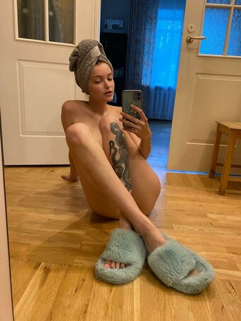 Existencee / Cutiesmile_ / _cutiesmile_ / _existencee Nude Leaks Photo 15